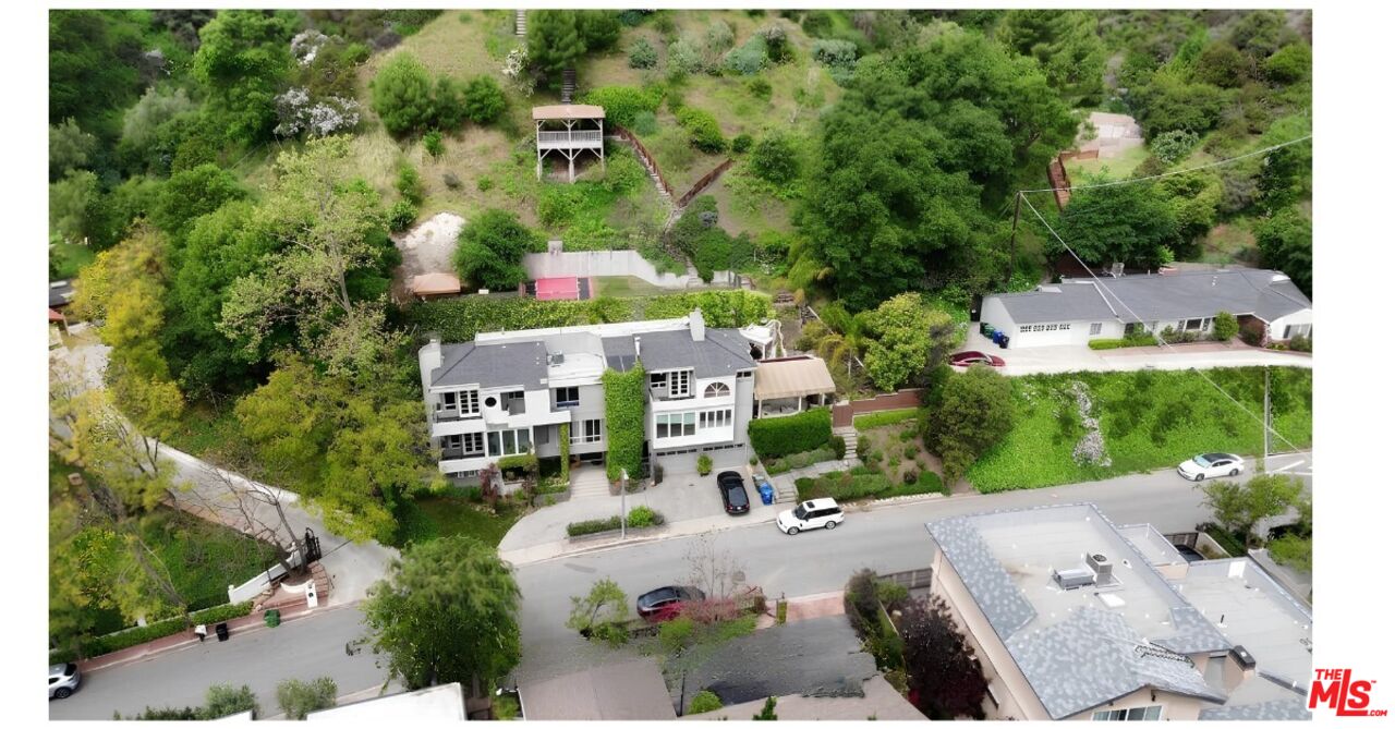 1833 Roscomare Road Los Angeles, CA 90077 - Photo 1 of 6