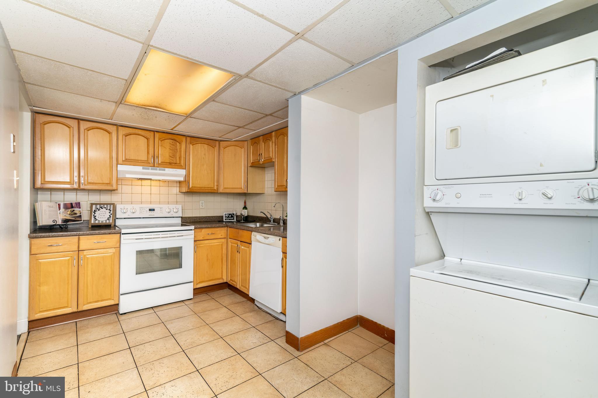 1409 Timber Creek Road Clementon, NJ 08021 - Photo 13 of 37