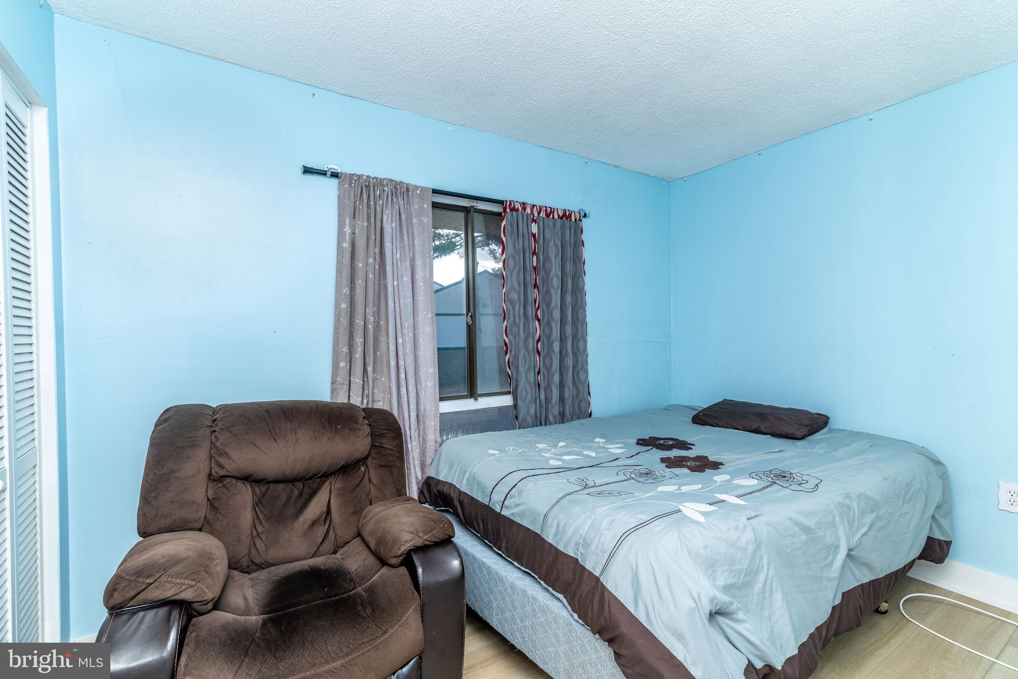 1409 Timber Creek Road Clementon, NJ 08021 - Photo 21 of 37