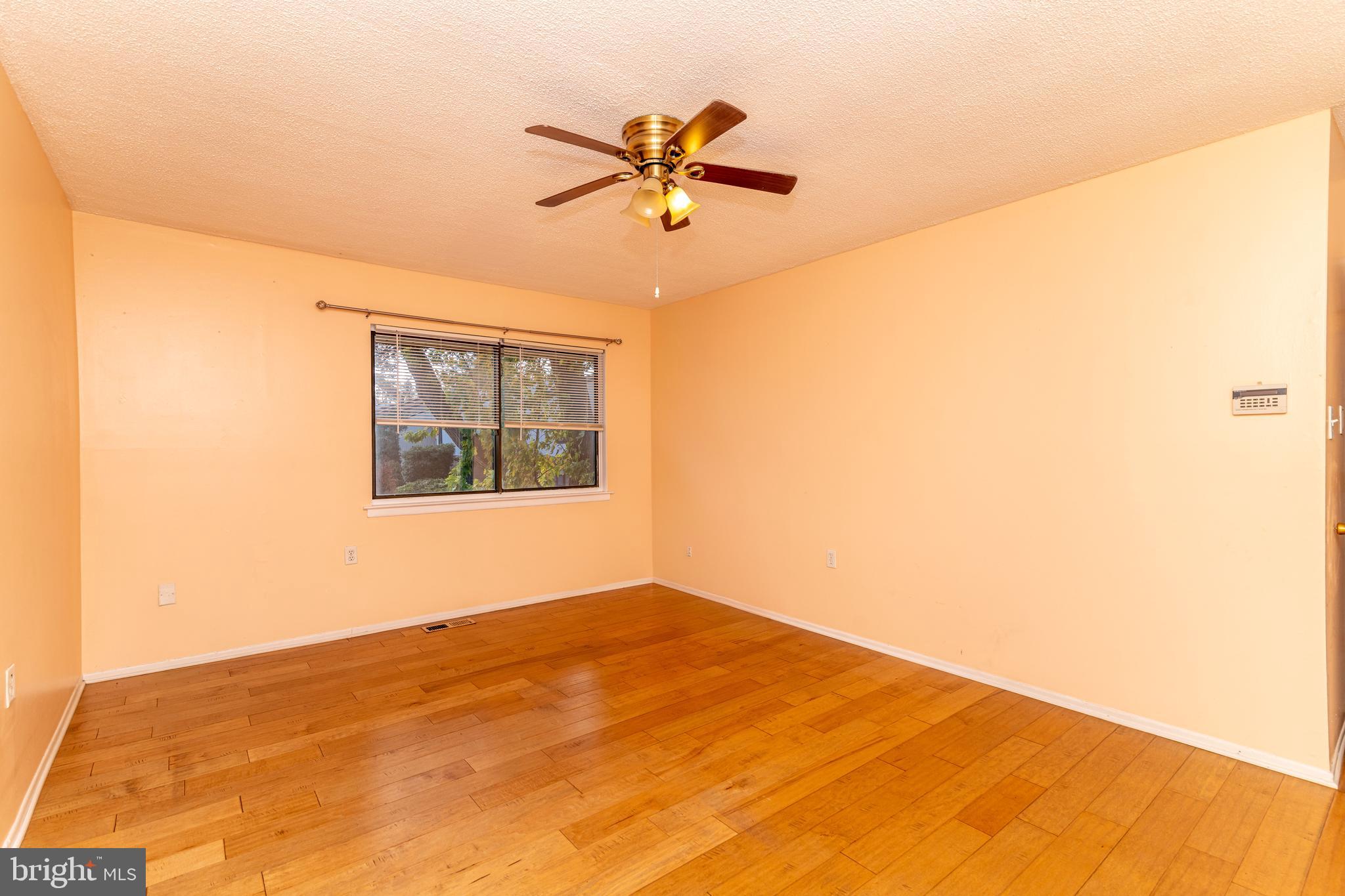 1409 Timber Creek Road Clementon, NJ 08021 - Photo 23 of 37