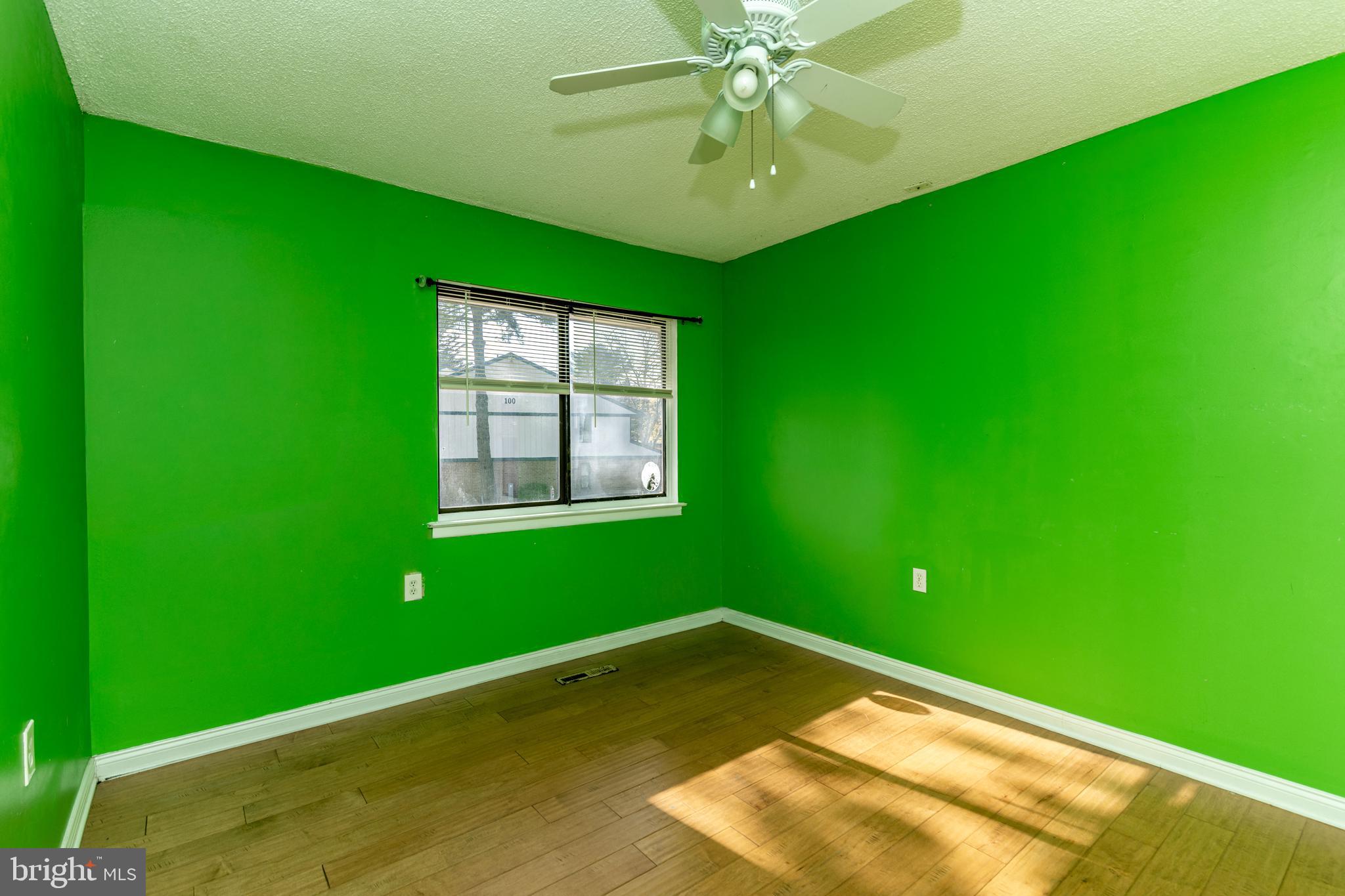 1409 Timber Creek Road Clementon, NJ 08021 - Photo 30 of 37