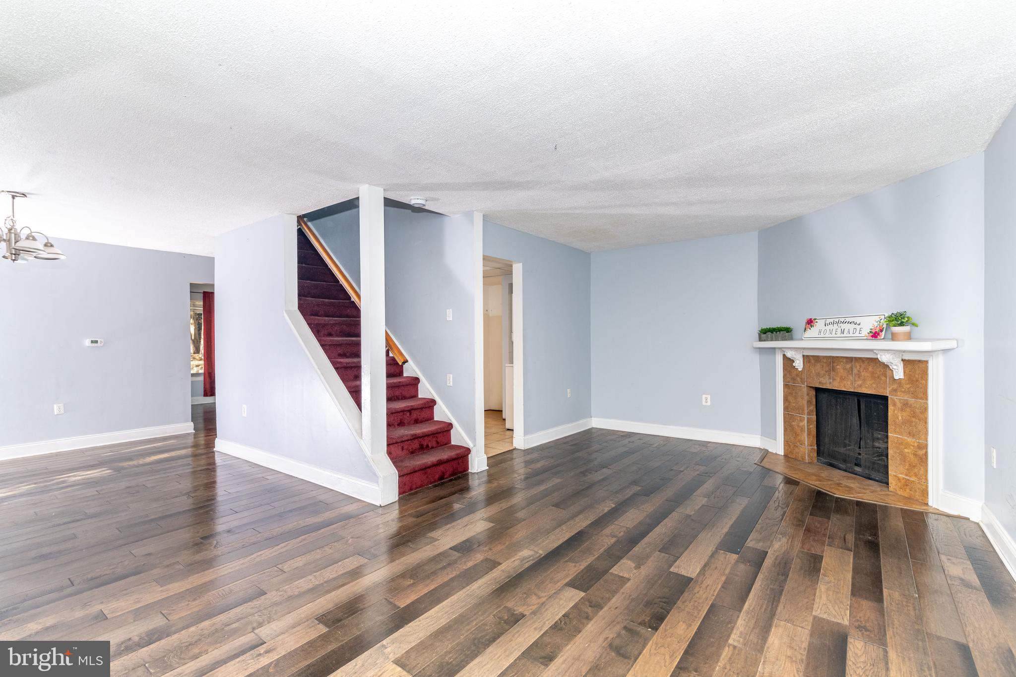 1409 Timber Creek Road Clementon, NJ 08021 - Photo 6 of 37