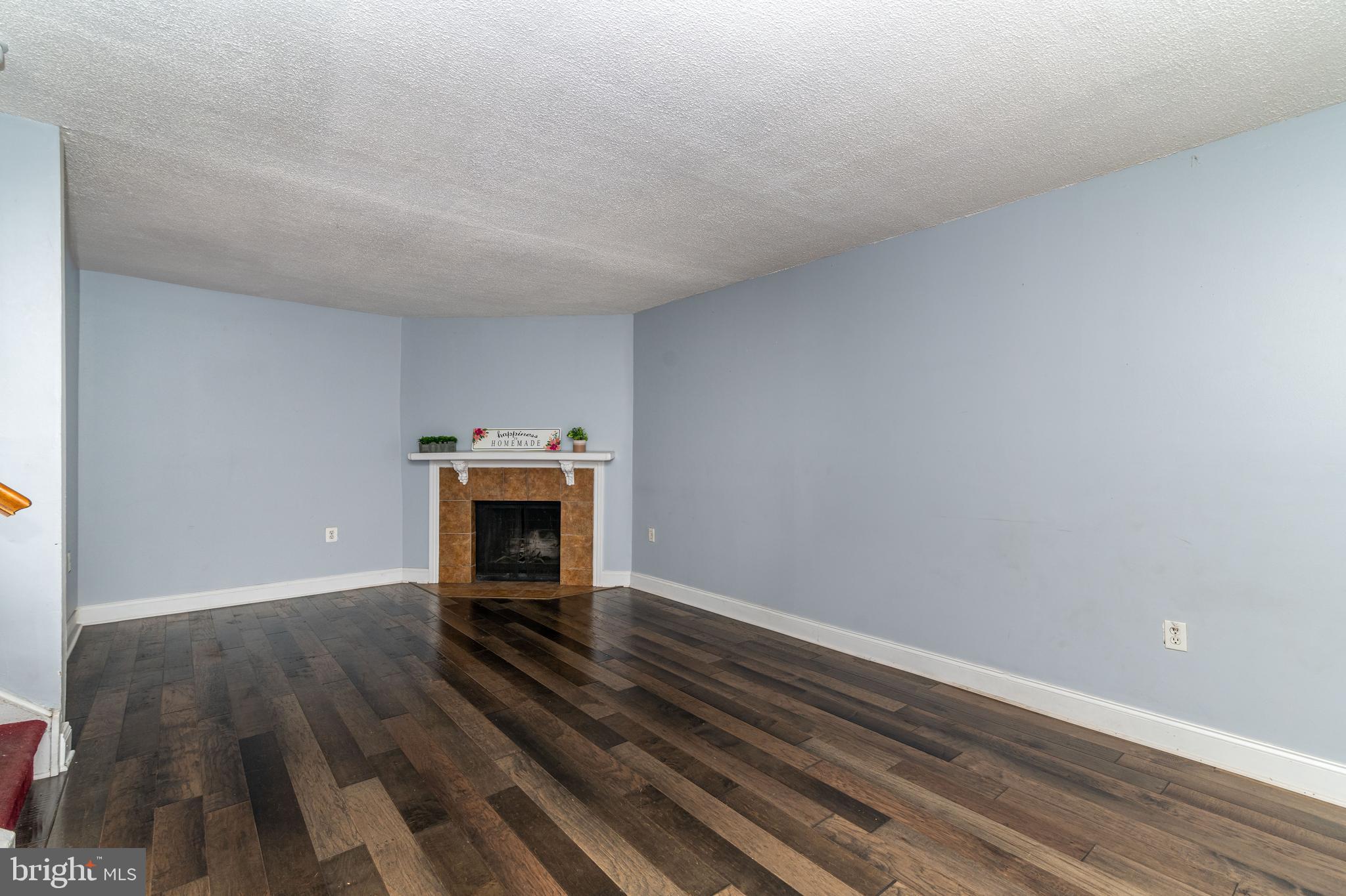 1409 Timber Creek Road Clementon, NJ 08021 - Photo 7 of 37