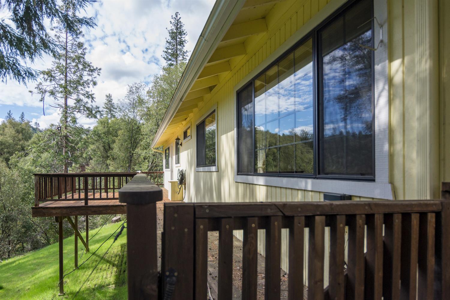 2311 Harris Road Mariposa, CA 95338 - Photo 16 of 33 Gallery Image 16