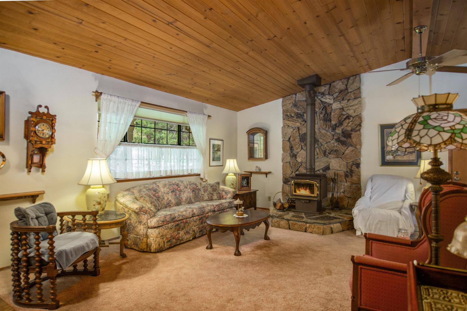 2311 Harris Road Mariposa, CA 95338 - Photo 4 of 33 Gallery Image 4