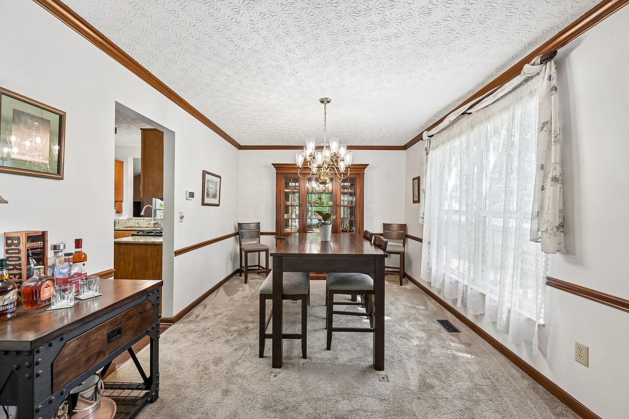 699 Ridenour Road Gahanna, OH 43230 - Photo 4 of 50