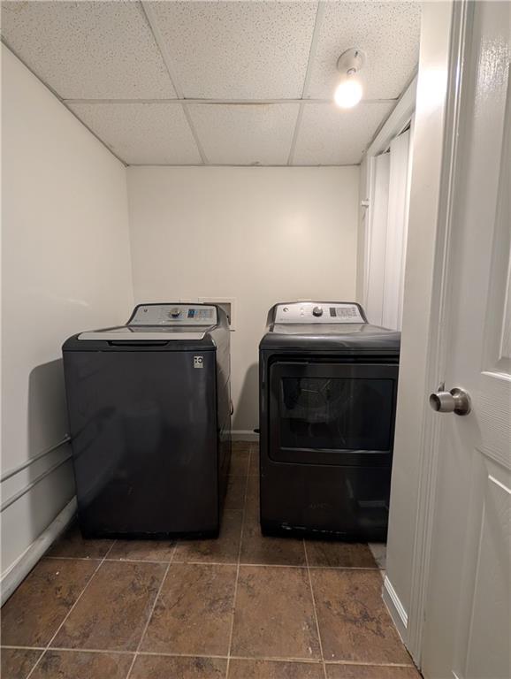 355 Shannon Way Lawrenceville, GA 30044 - Photo 38 of 42 a utility room with washer and dryer