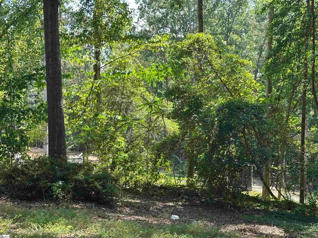 $239,900 | 106 Claremont Court, Easley, SC 29642