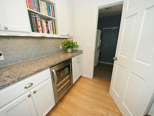 778 Chatter Road Mount Pleasant, SC 29464 - Photo 17 of 33 Wine cooler and bar