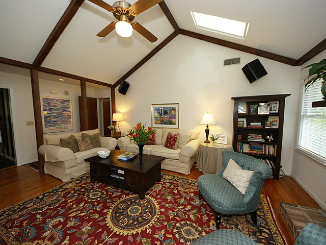 778 Chatter Road Mount Pleasant, SC 29464 - Photo 7 of 33 Large room for the family!