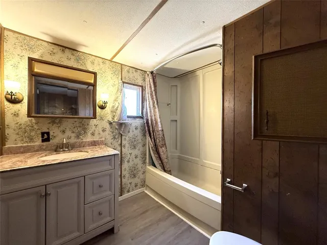 $1,000 | 1025 East Owings Street, Denison, TX 75021