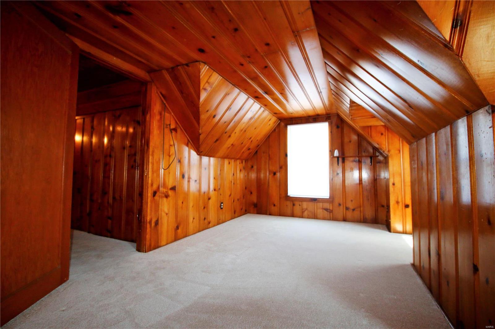 2223 Brown Road Overland, MO 63114 - Photo 13 of 29 Gallery Image 13