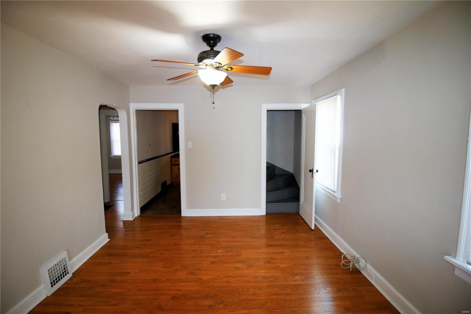 2223 Brown Road Overland, MO 63114 - Photo 5 of 29 Gallery Image 5