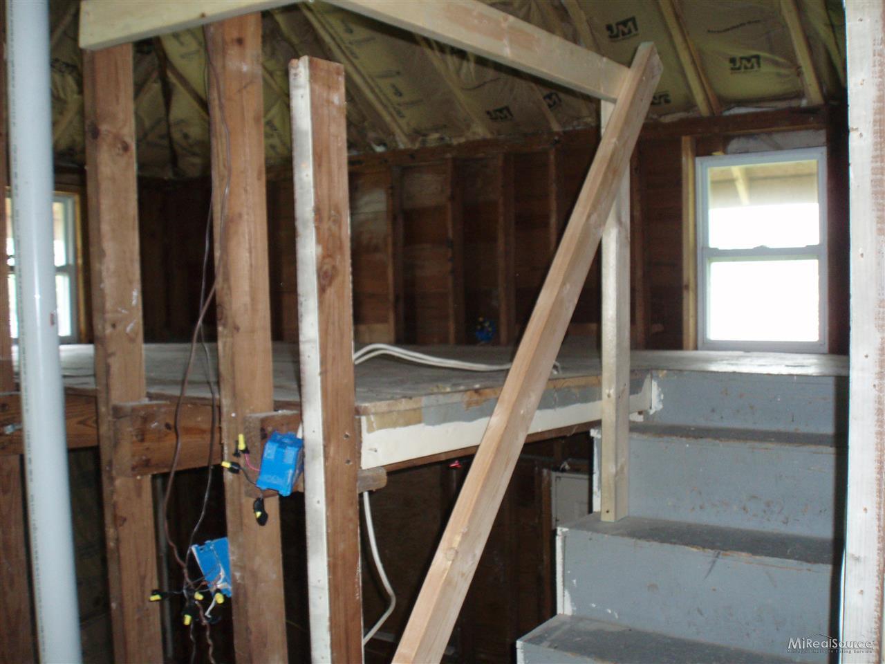 6020 Pointe Tremble Road Algonac, MI 48001 - Photo 11 of 30 31158871-10.JPG