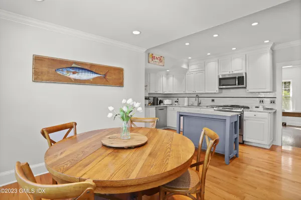 $8,785 | 339 Round Hill Road, Greenwich, CT 06831