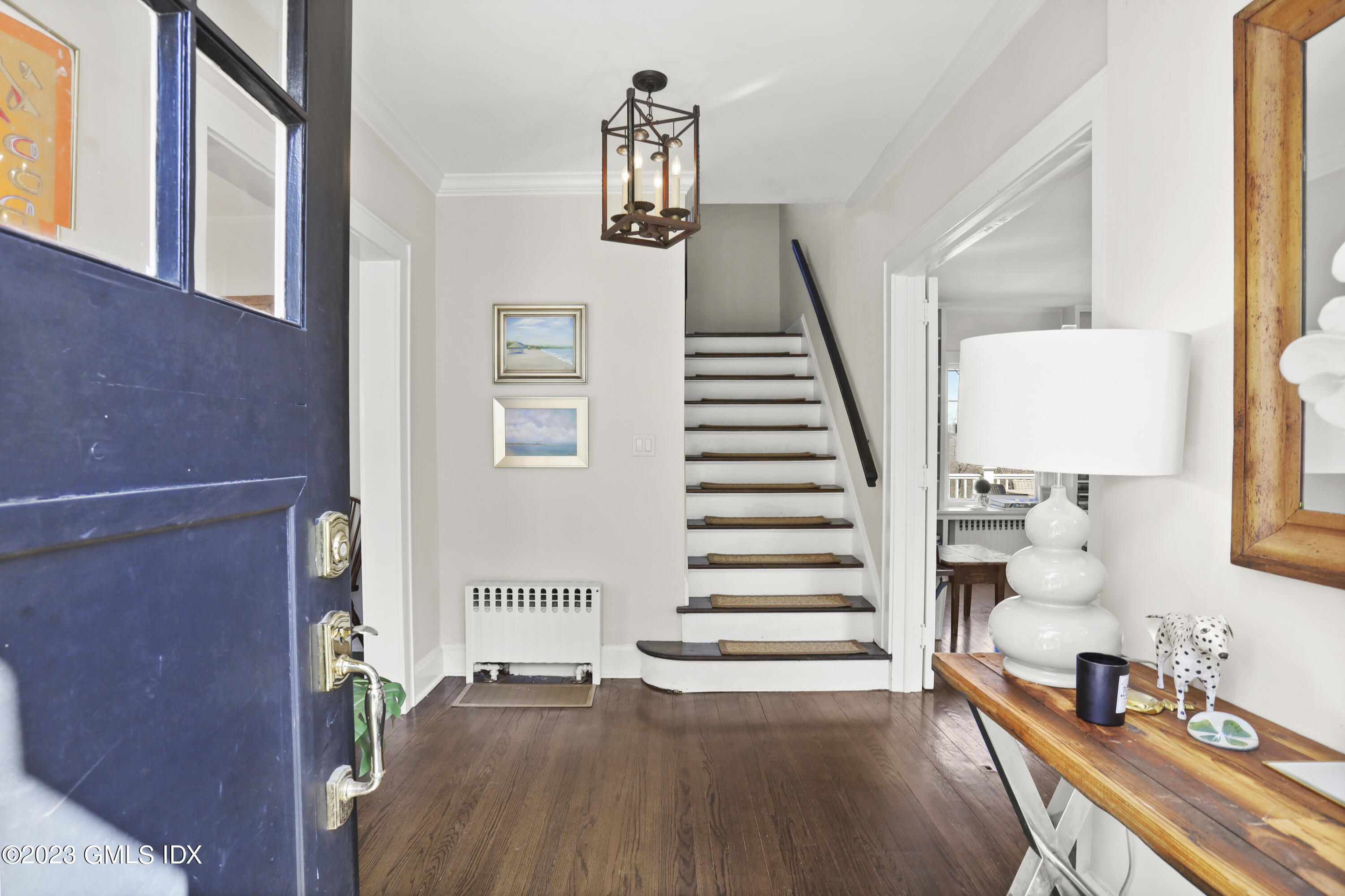 339 Round Hill Road Greenwich, CT 06831 - Photo 2 of 33 339 Round Hill Rd Greenwich CT-print-013