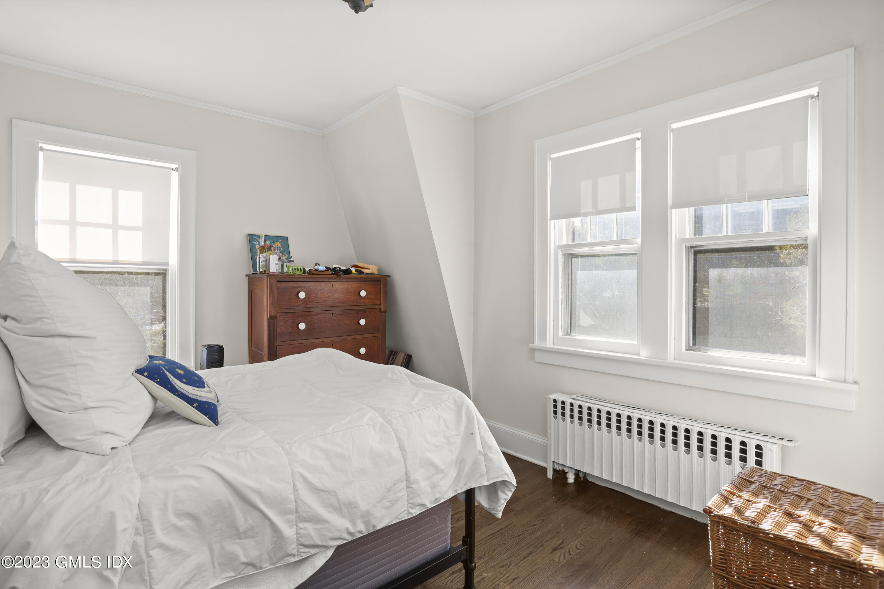 339 Round Hill Road Greenwich, CT 06831 - Photo 21 of 33 339 Round Hill Rd Greenwich CT-print-022