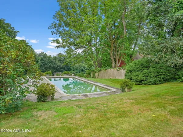 $8,785 | 339 Round Hill Road, Greenwich, CT 06831