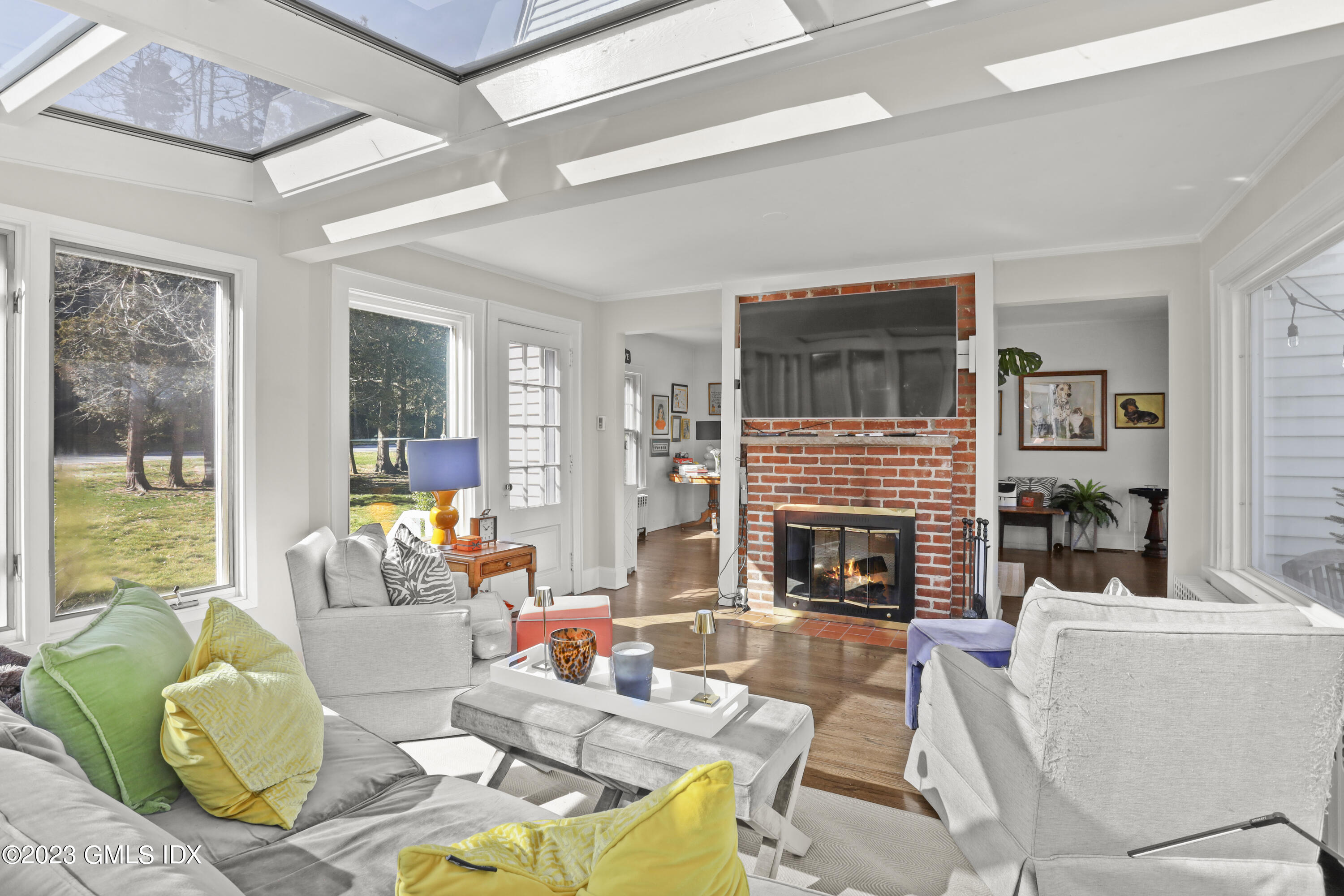 339 Round Hill Road Greenwich, CT 06831 - Photo 6 of 33 339 Round Hill Rd Greenwich CT-print-019