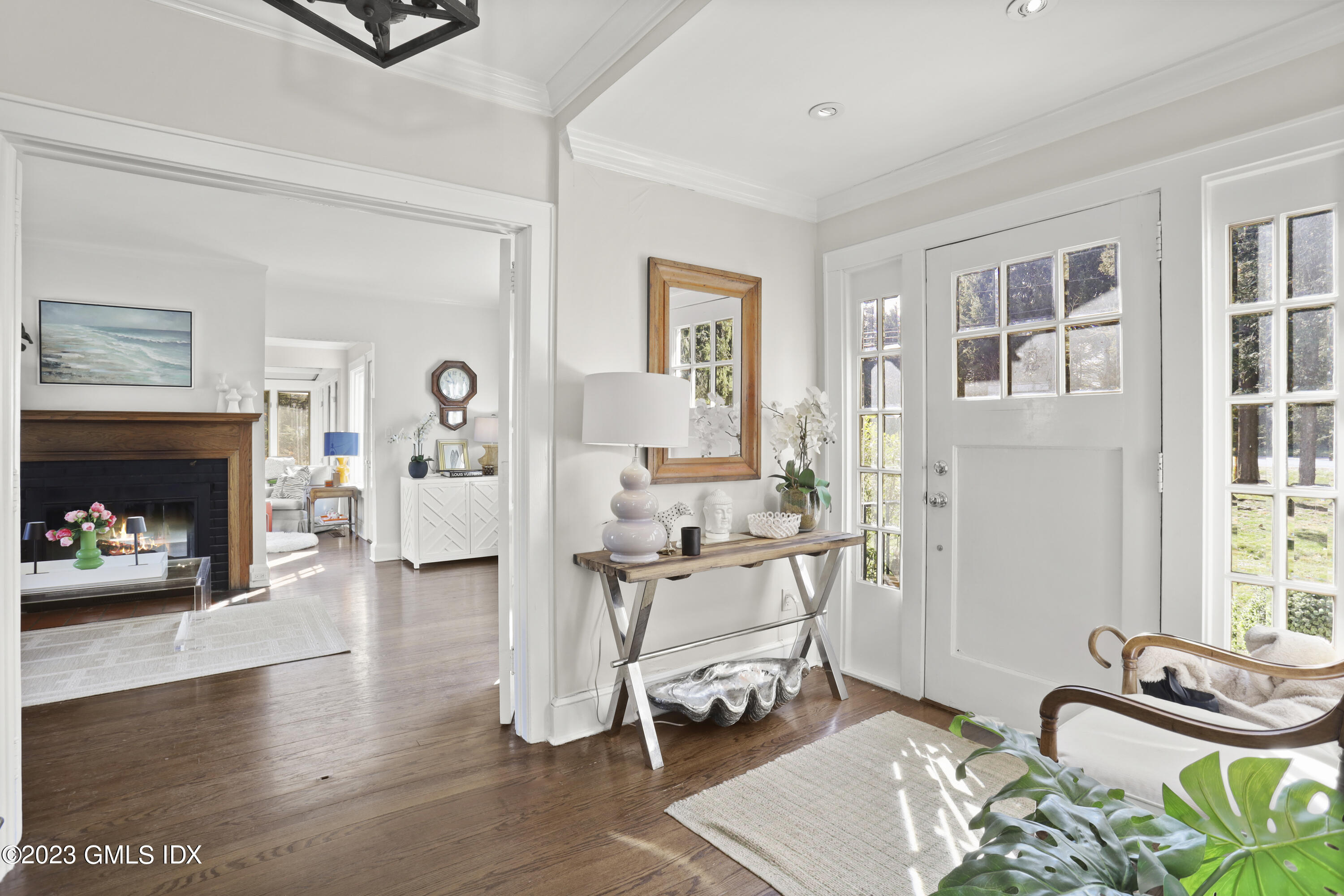 339 Round Hill Road Greenwich, CT 06831 - Photo 9 of 33 339 Round Hill Rd Greenwich CT-print-012