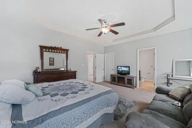 $1,895 | 809 Lavender Court, Hubert, NC 28539