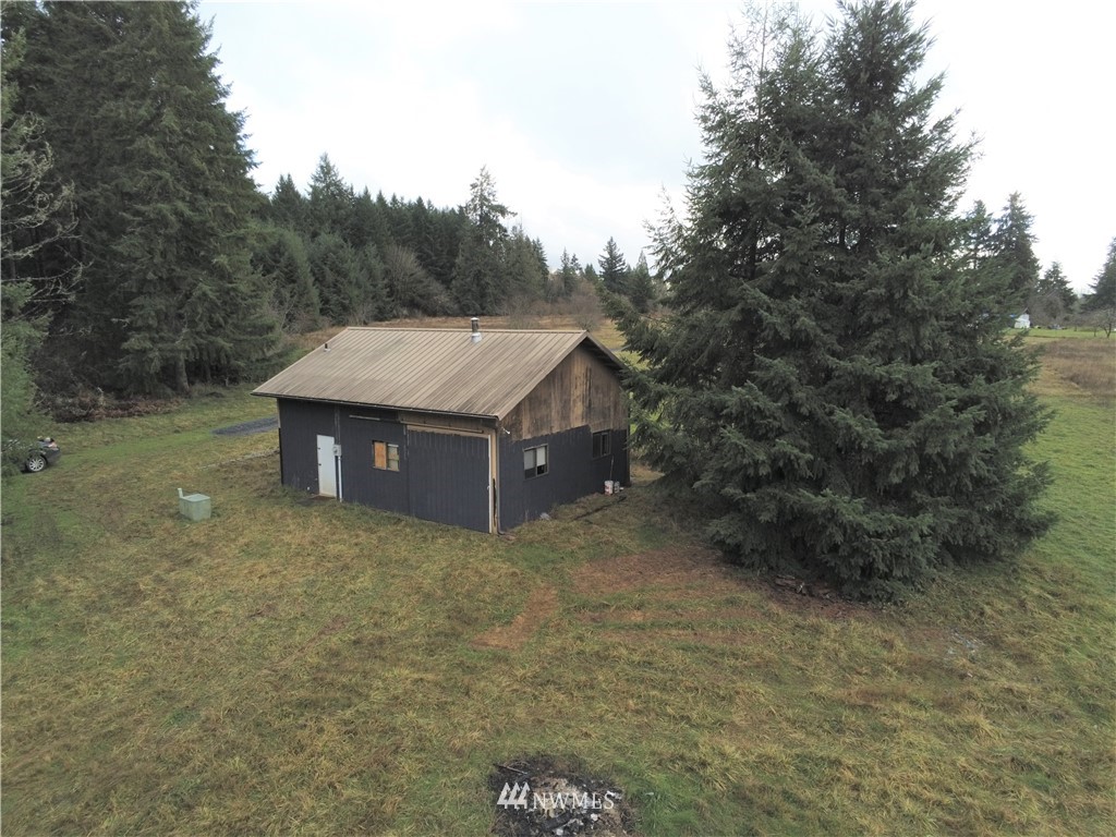 557 Nevil Road Winlock, WA 98596 - Photo 3 of 18