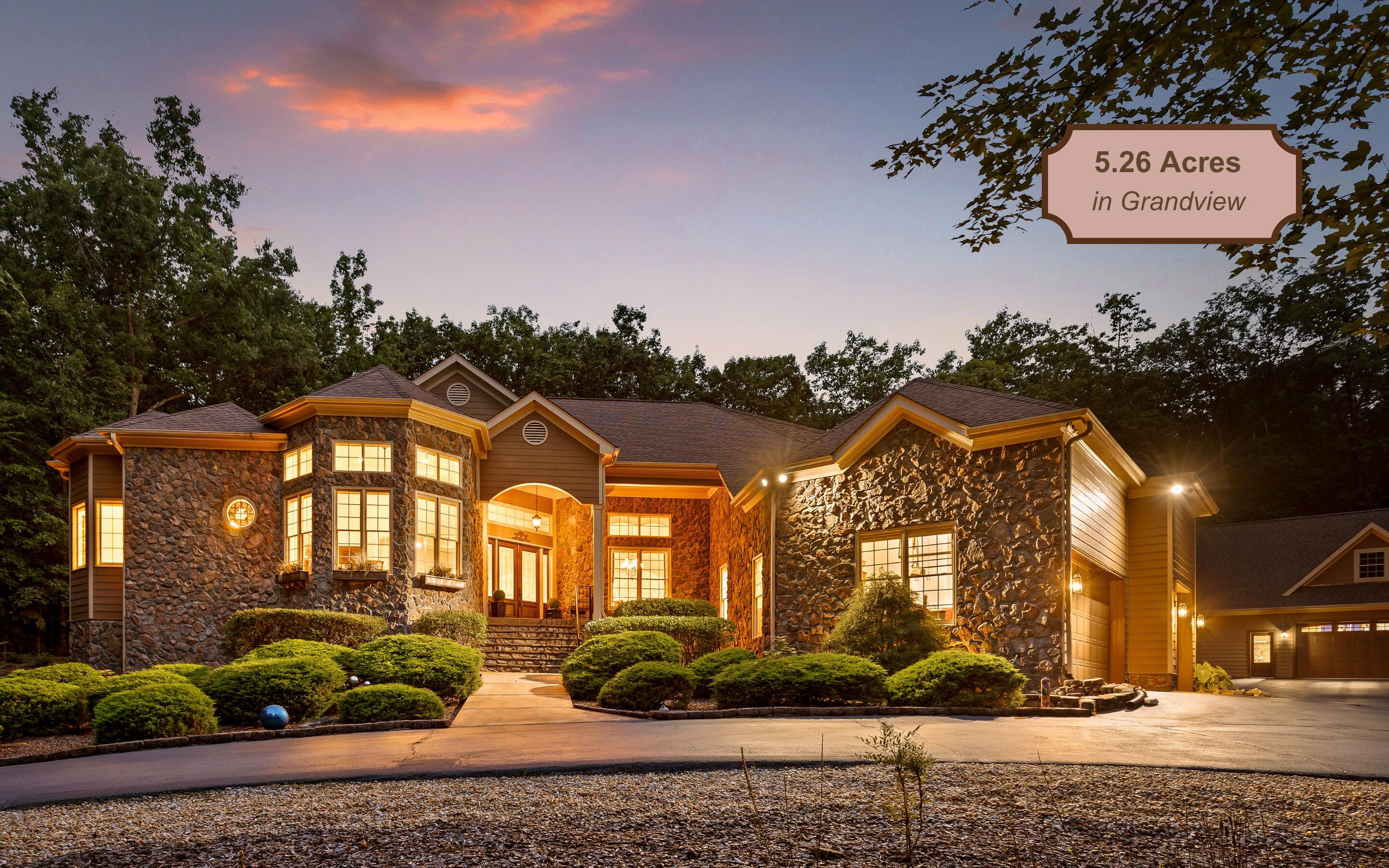 240 Horseshoe Bend Road E