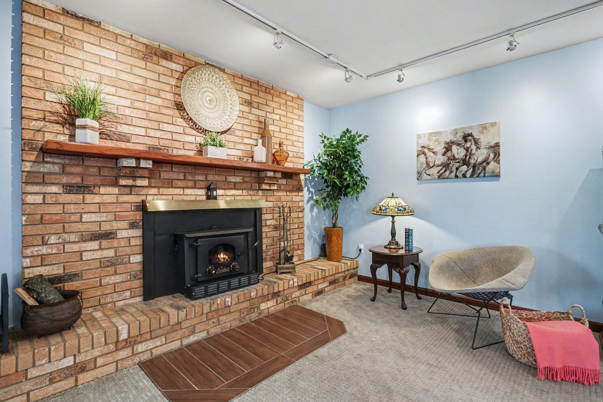 1879 Simpson Road London, OH 43140 - Photo 7 of 48 Gallery Image 7