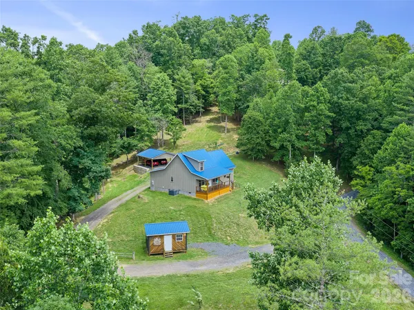 $575,000 | 109 Tall Timber Ln Green Mountain, Green Mountain, NC 28740