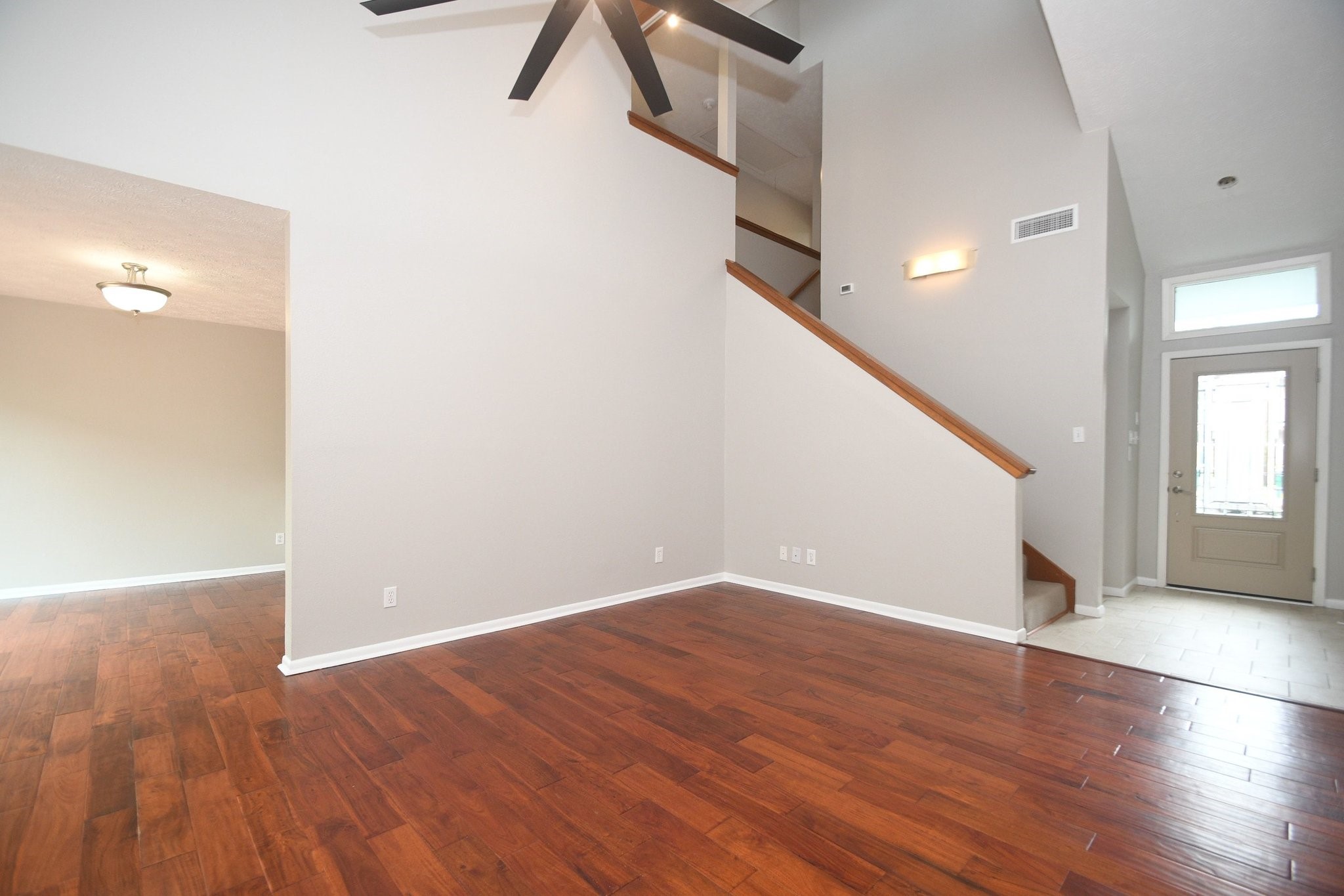 239 Malone Street, Unit B Houston, TX 77007 - Photo 5 of 35