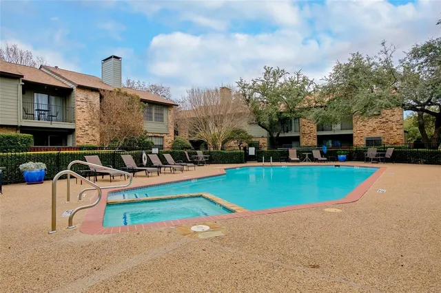 $1,195 | 5335 Bent Tree Forest Drive, Unit 240, Dallas, TX 75248