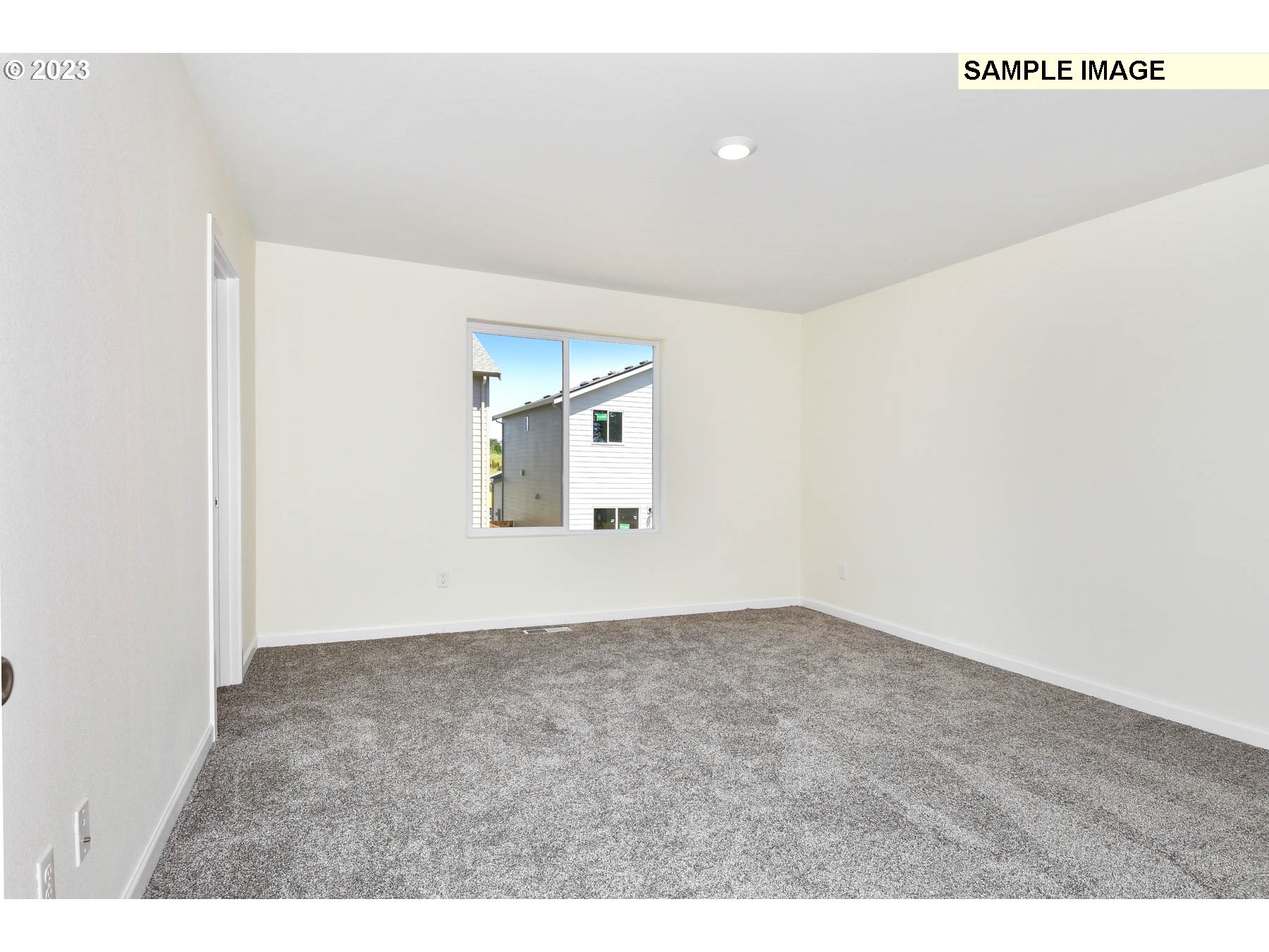 4236 Southwest Royal Avenue Gresham, OR 97080 - Photo 14 of 18