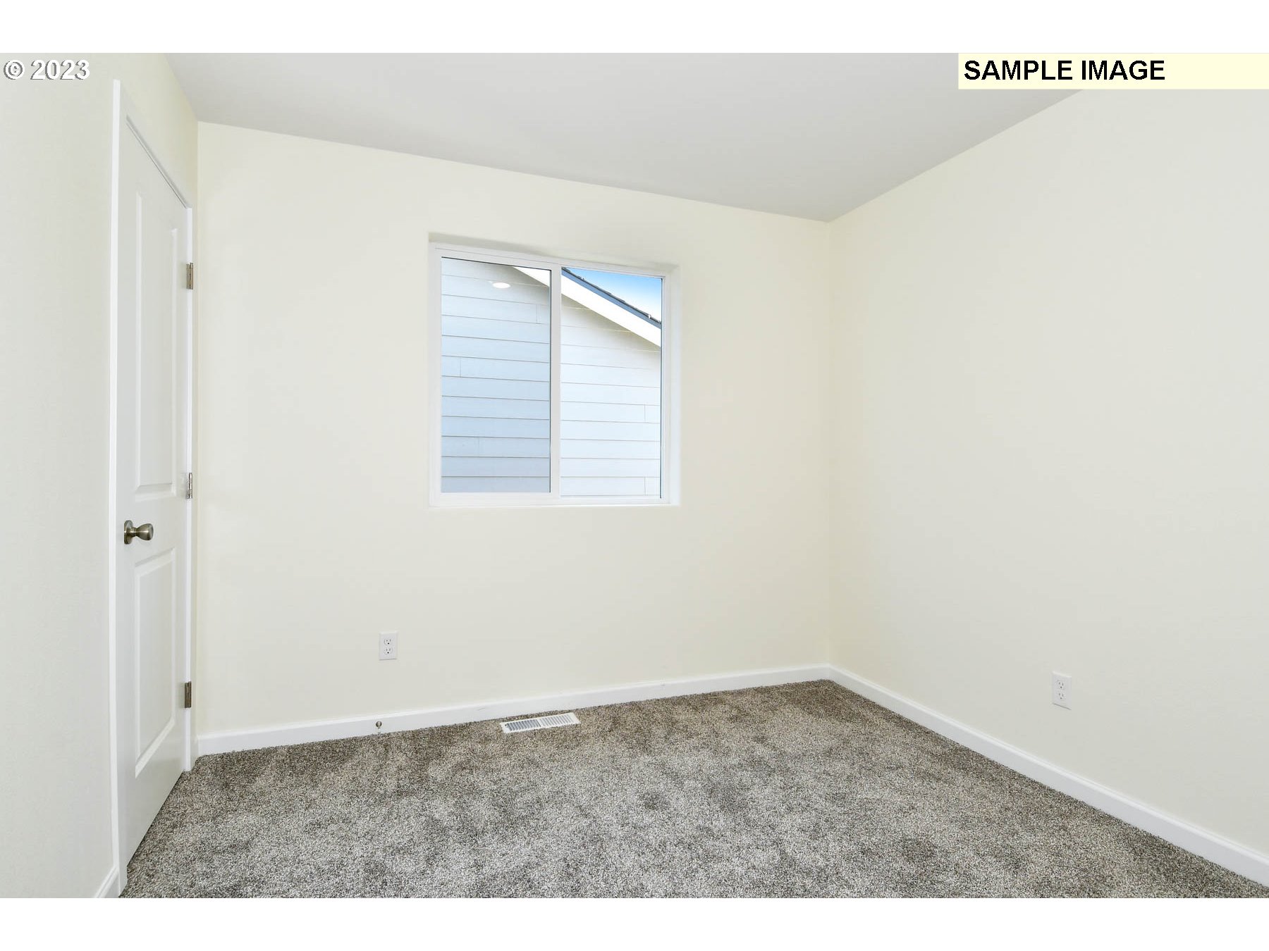 4236 Southwest Royal Avenue Gresham, OR 97080 - Photo 16 of 18