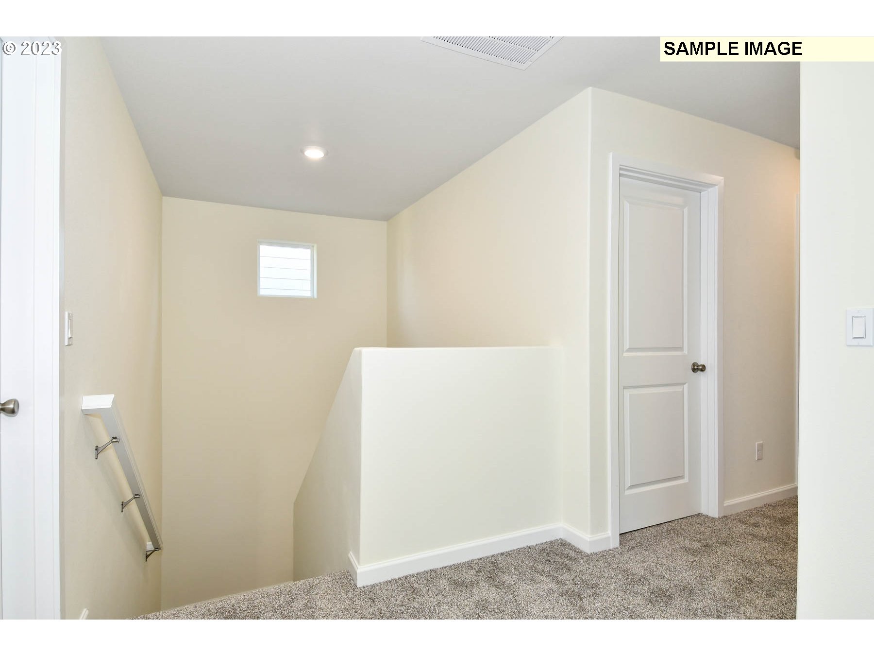 4236 Southwest Royal Avenue Gresham, OR 97080 - Photo 9 of 18
