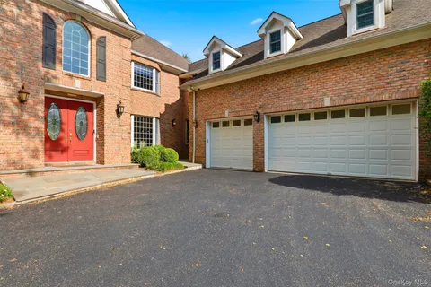 $2,795,000 | 19 Shelley Lane, West Harrison, NY 10604