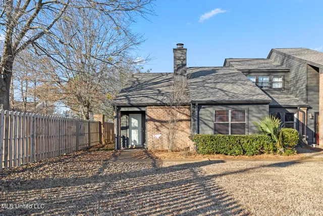 $195,000 | 54 Woodlake Drive, Brandon, MS 39047