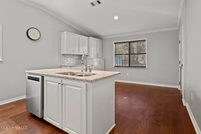 $195,000 | 54 Woodlake Drive, Brandon, MS 39047