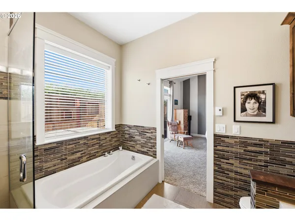 $595,000 | 1400 Holloway Mews, Coos Bay, OR 97420