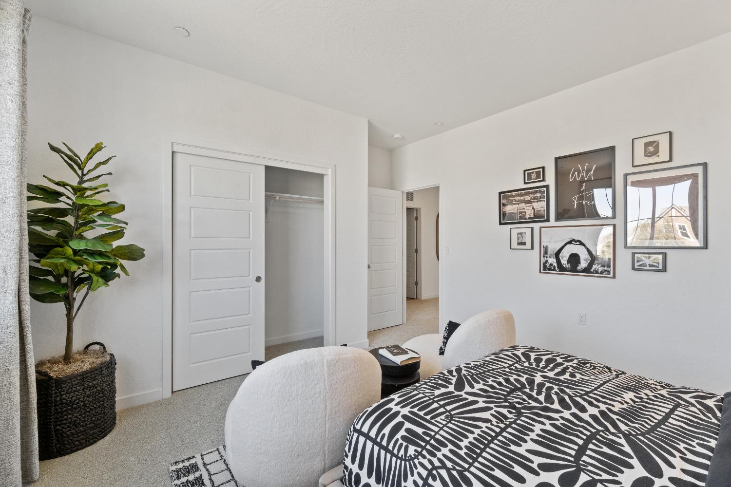 1052 Springtime Avenue Clovis, CA 93619 - Photo 31 of 36