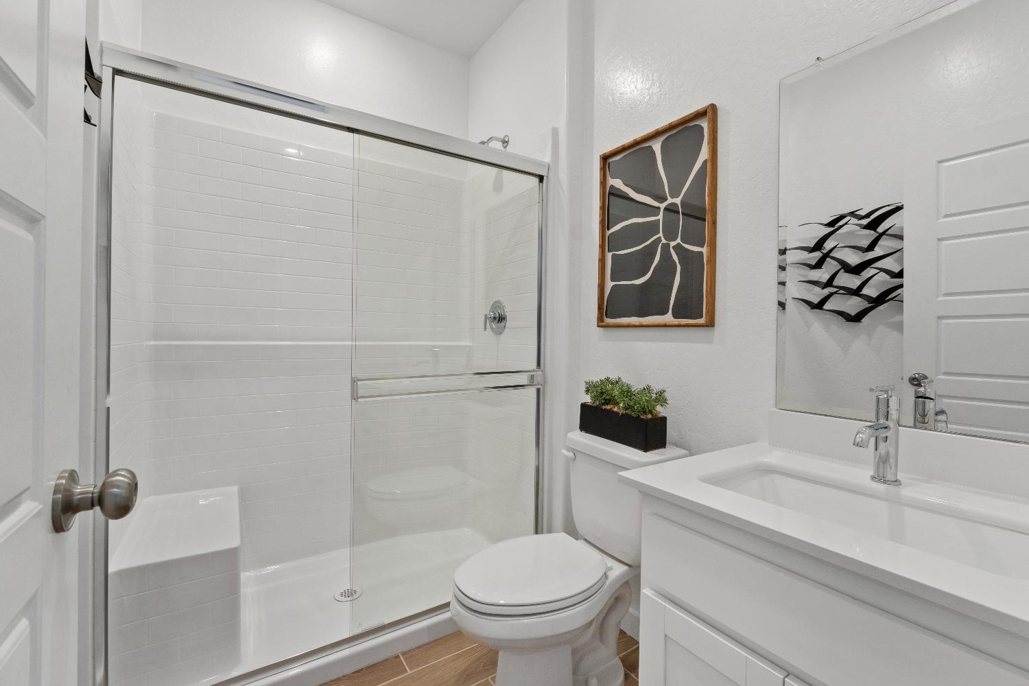 1052 Springtime Avenue Clovis, CA 93619 - Photo 8 of 36