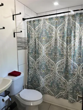 $4,850 | 4702 North Willis Street, Tampa, FL 33603