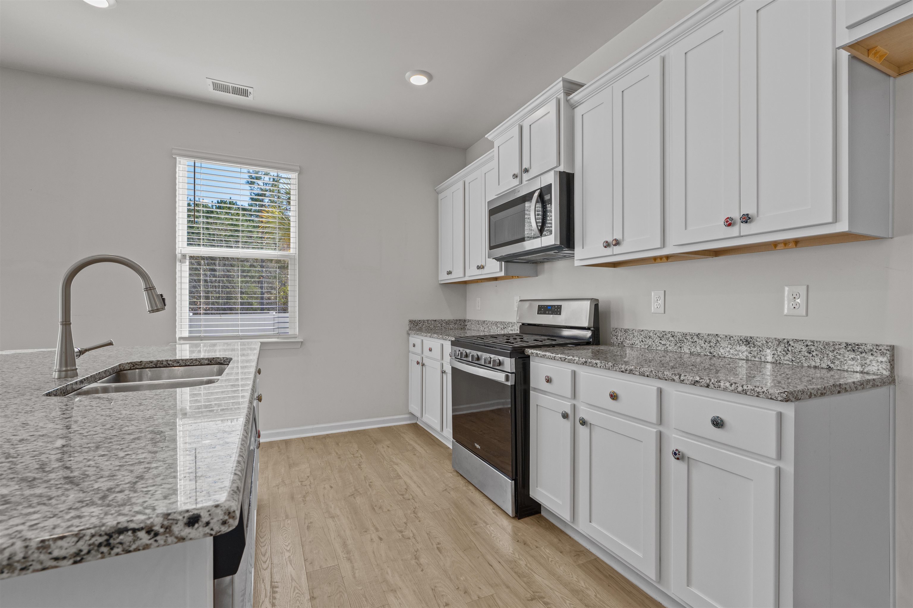 328 Emery Oak Drive Murrells Inlet, SC 29576 - Photo 13 of 40