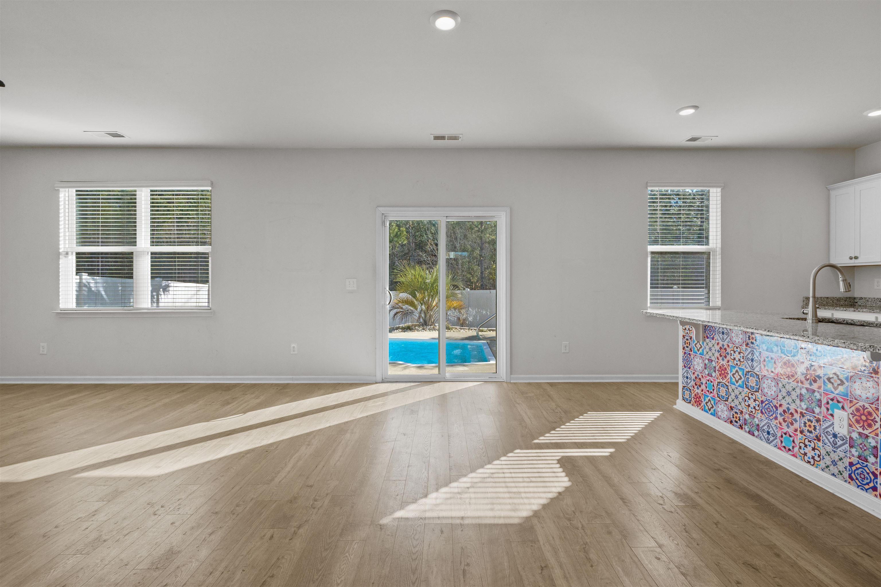 328 Emery Oak Drive Murrells Inlet, SC 29576 - Photo 7 of 40