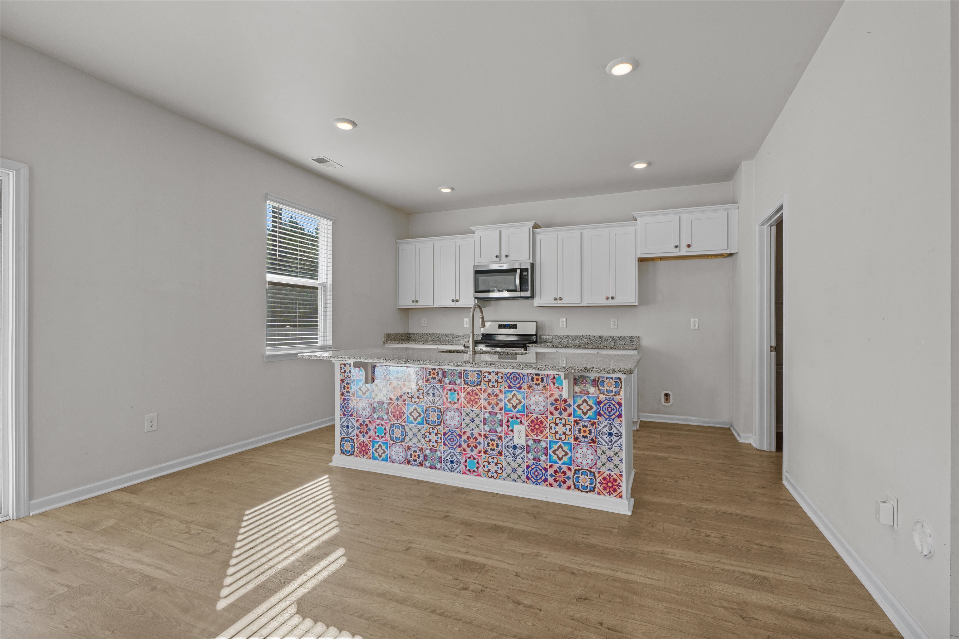 328 Emery Oak Drive Murrells Inlet, SC 29576 - Photo 8 of 40