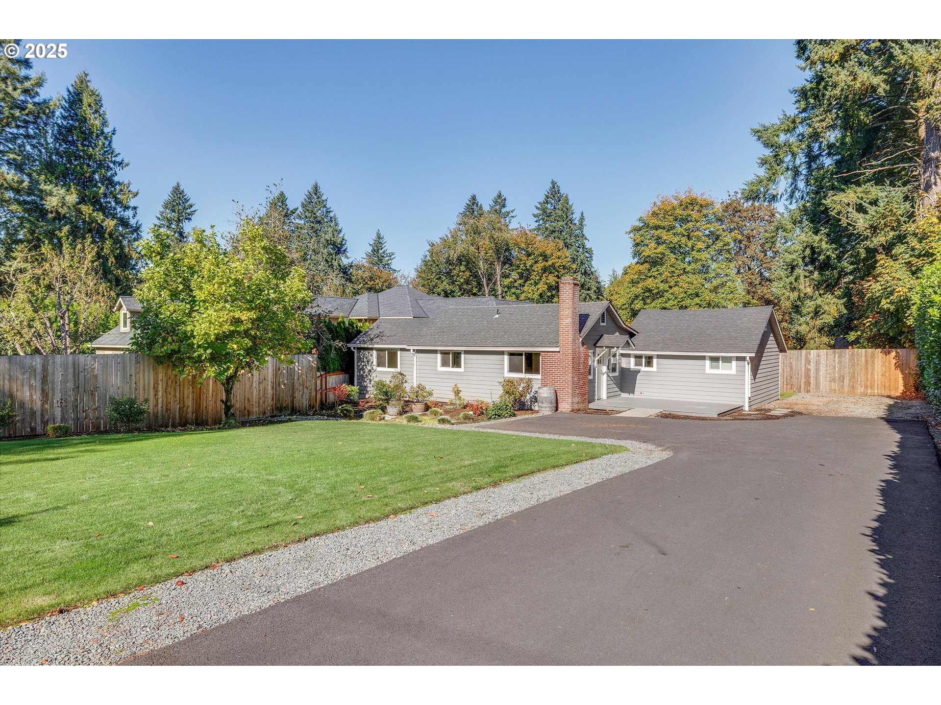 14045 South Livesay Road Oregon City, OR 97045 - Photo 1 of 35 Gallery Image 1