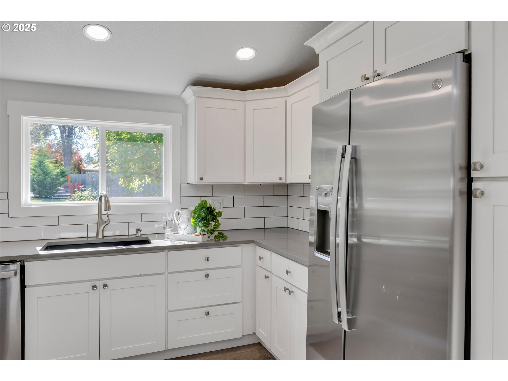 14045 South Livesay Road Oregon City, OR 97045 - Photo 11 of 35 Gallery Image 11