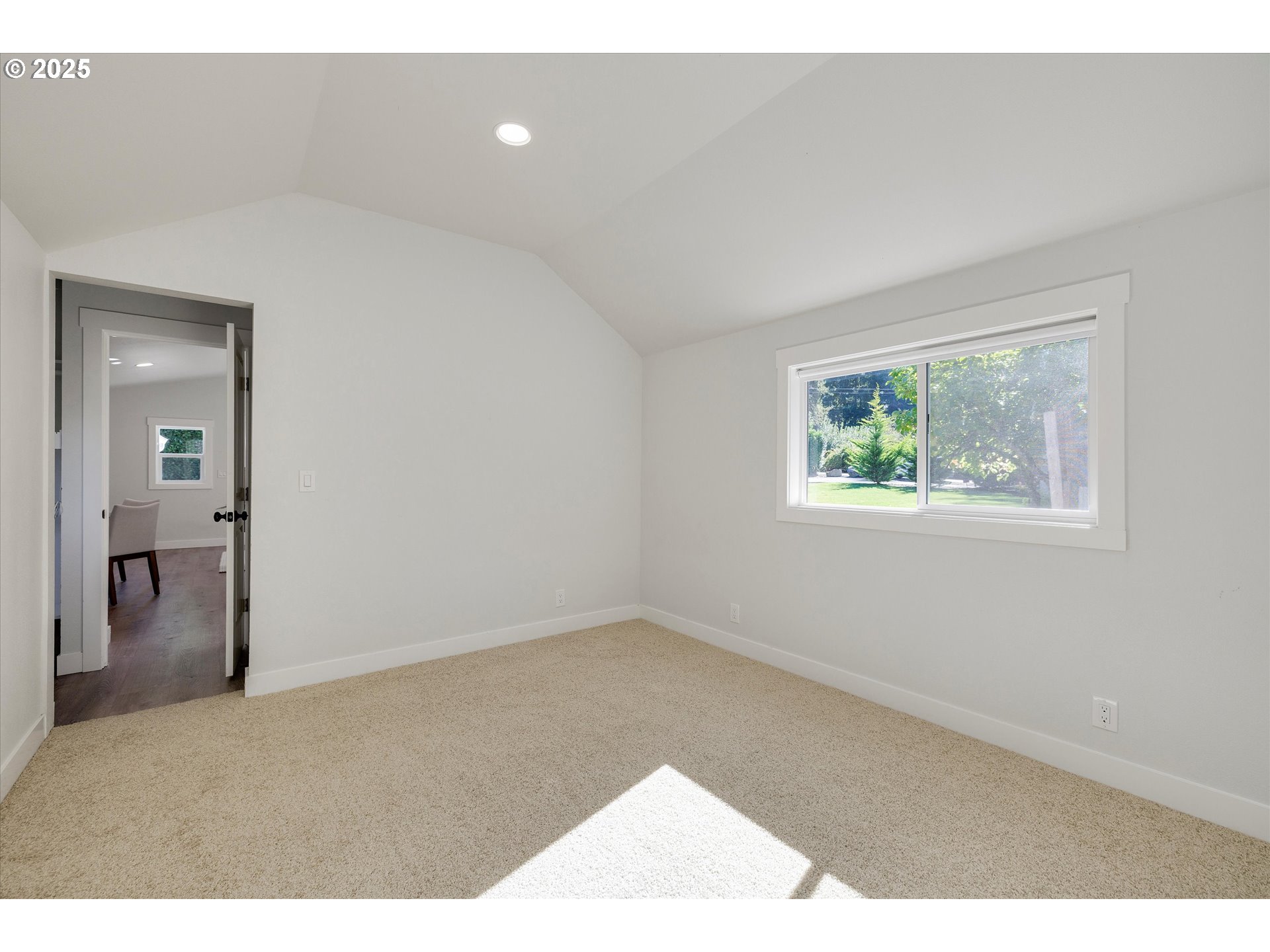 14045 South Livesay Road Oregon City, OR 97045 - Photo 22 of 35 Gallery Image 22