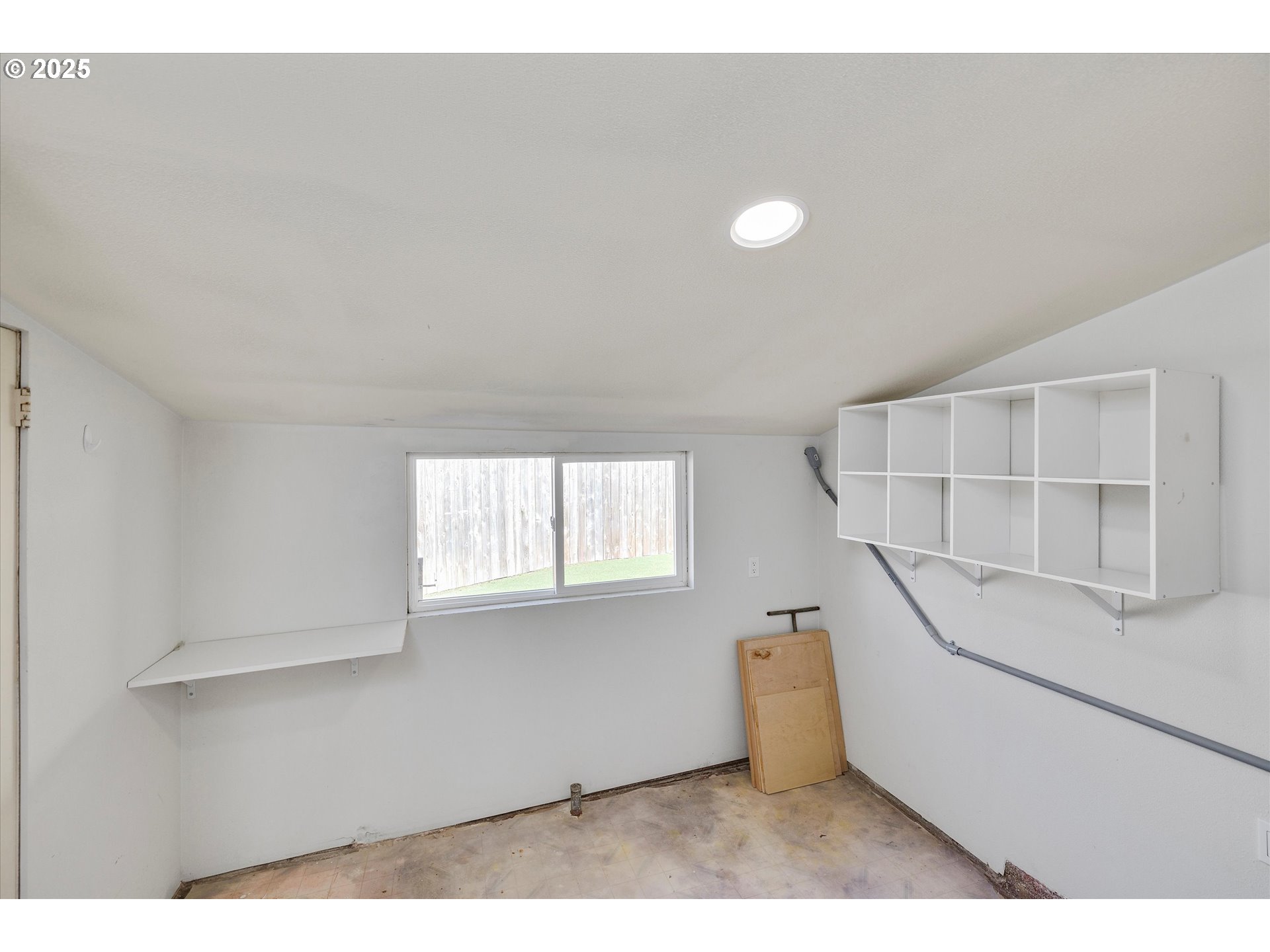 14045 South Livesay Road Oregon City, OR 97045 - Photo 25 of 35 Gallery Image 25
