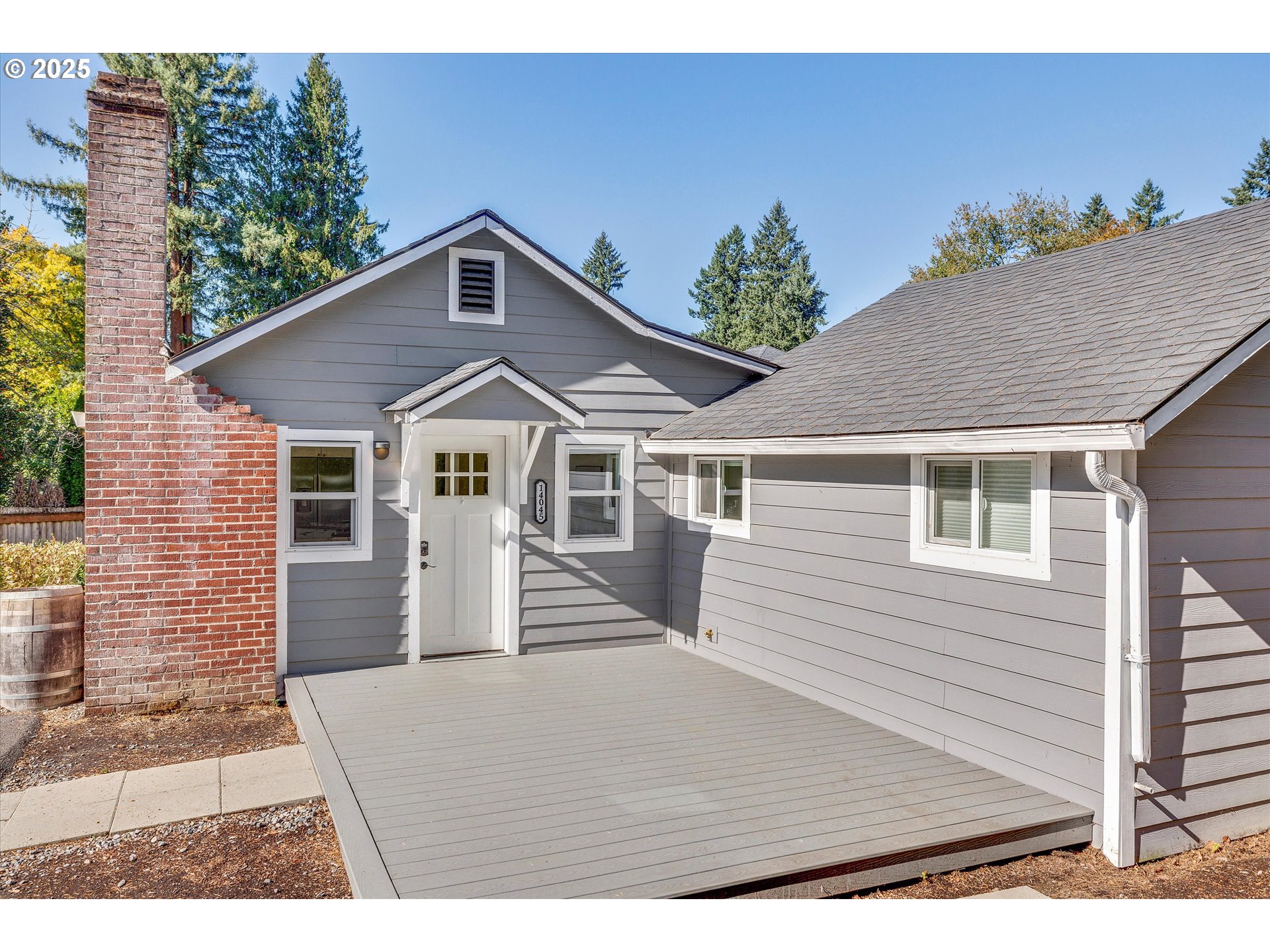 14045 South Livesay Road Oregon City, OR 97045 - Photo 3 of 35 Gallery Image 3