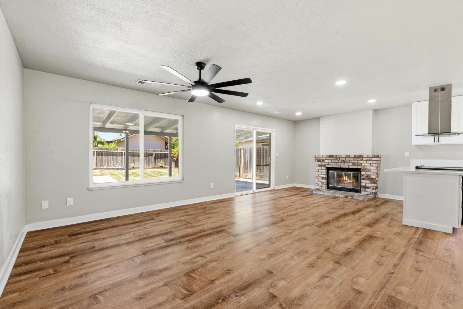 4105 Faith Lane Modesto, CA 95355 - Photo 8 of 35